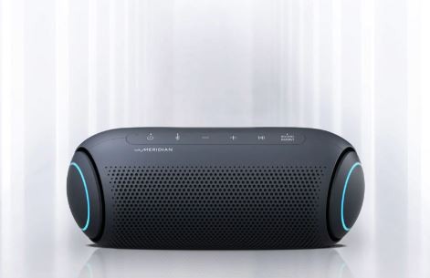 LG XBOOMGo PL5 Blueblack, 20W, with Meridian, Waterproof, Long Battery Life(18hours), Dual Action Bass, Multi color lighting, Party Link (New)